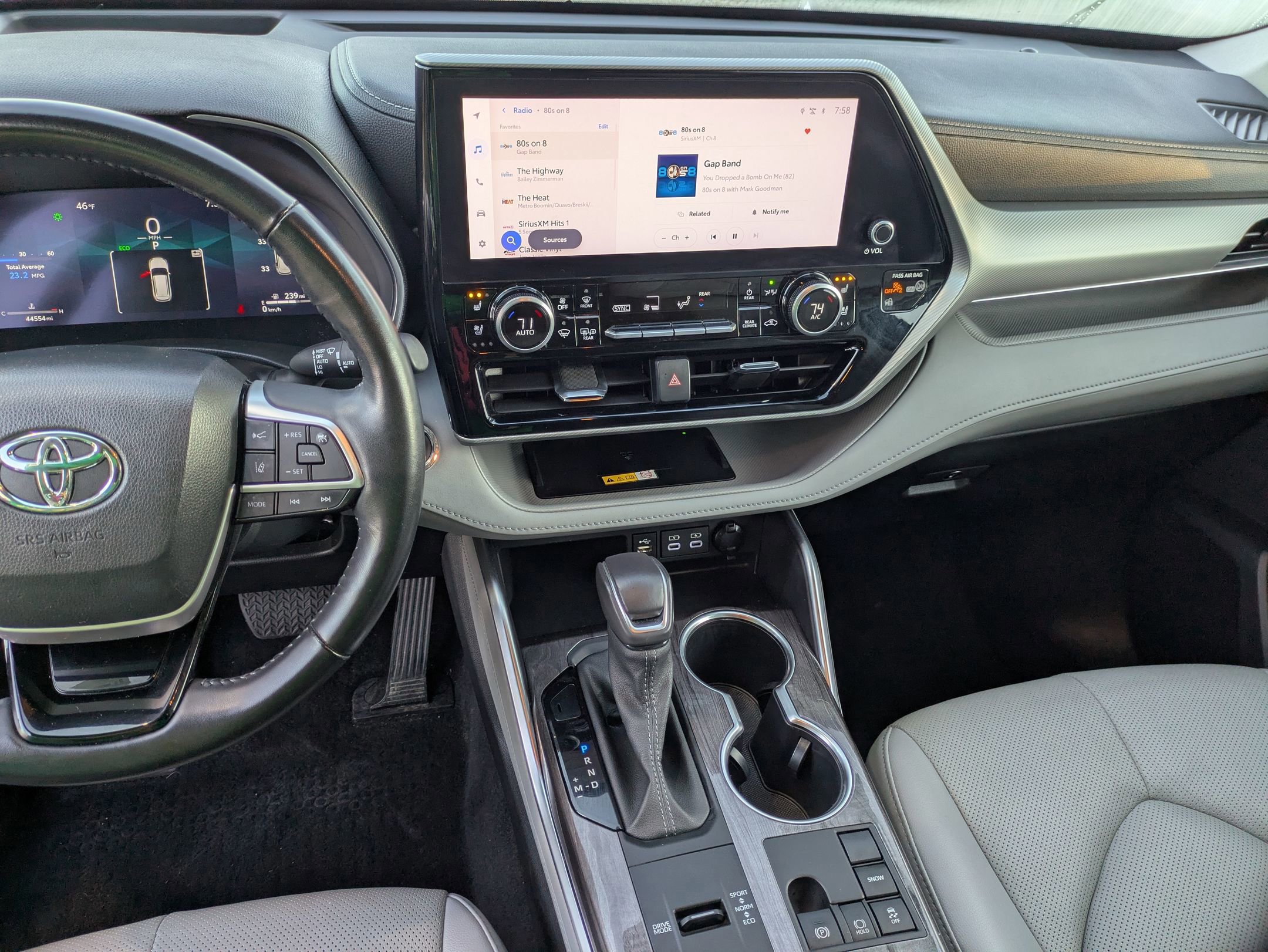 Used 2023 Toyota Highlander Platinum image 22