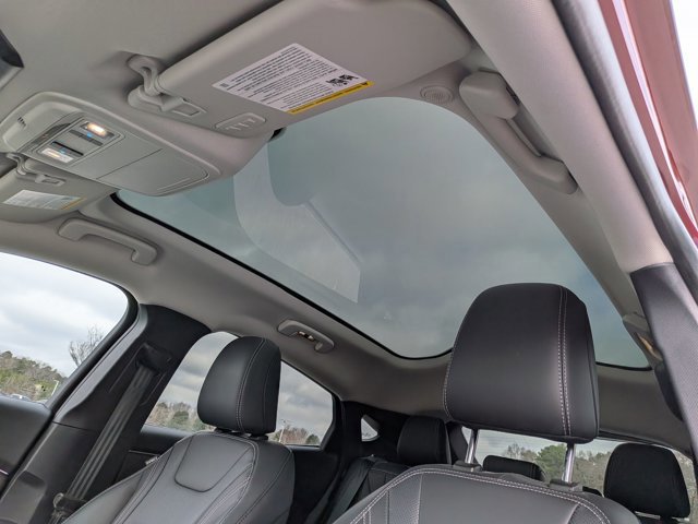 Certified 2025 Ford Mustang Mach-E Premium image 23