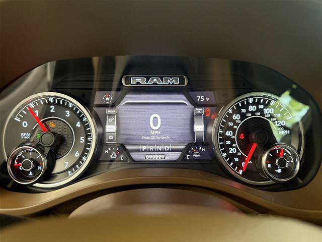 Used 2020 RAM 1500 Laramie RWD image 16