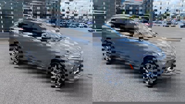 Used 2024 Buick Envista Avenir image 3