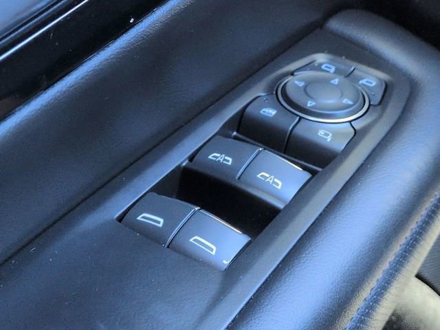 Used 2025 Chevrolet Tahoe High Country image 21