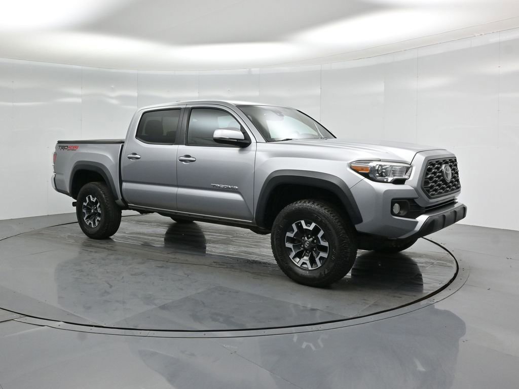 Used 2020 Toyota Tacoma TRD Off-Road image 3