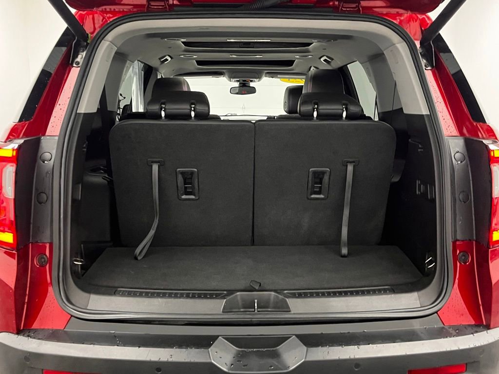 Used 2023 GMC Acadia AT4 w/ Preferred Package image 15