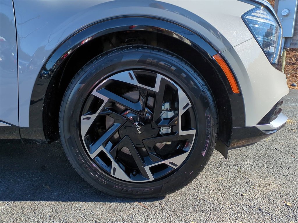 Used 2023 Kia Sportage SX image 11