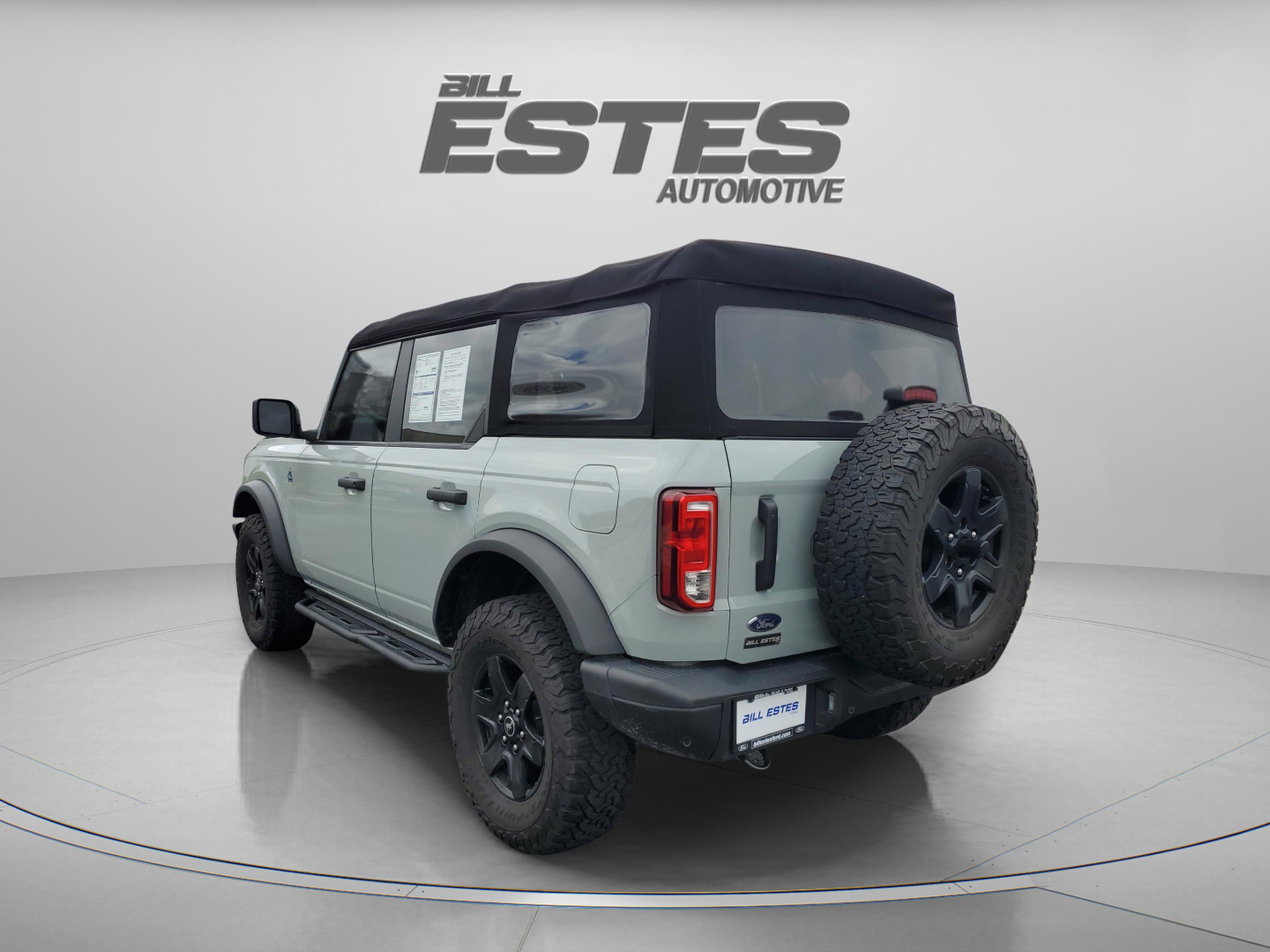 Certified 2022 Ford Bronco Black Diamond AWD/4WD image 2