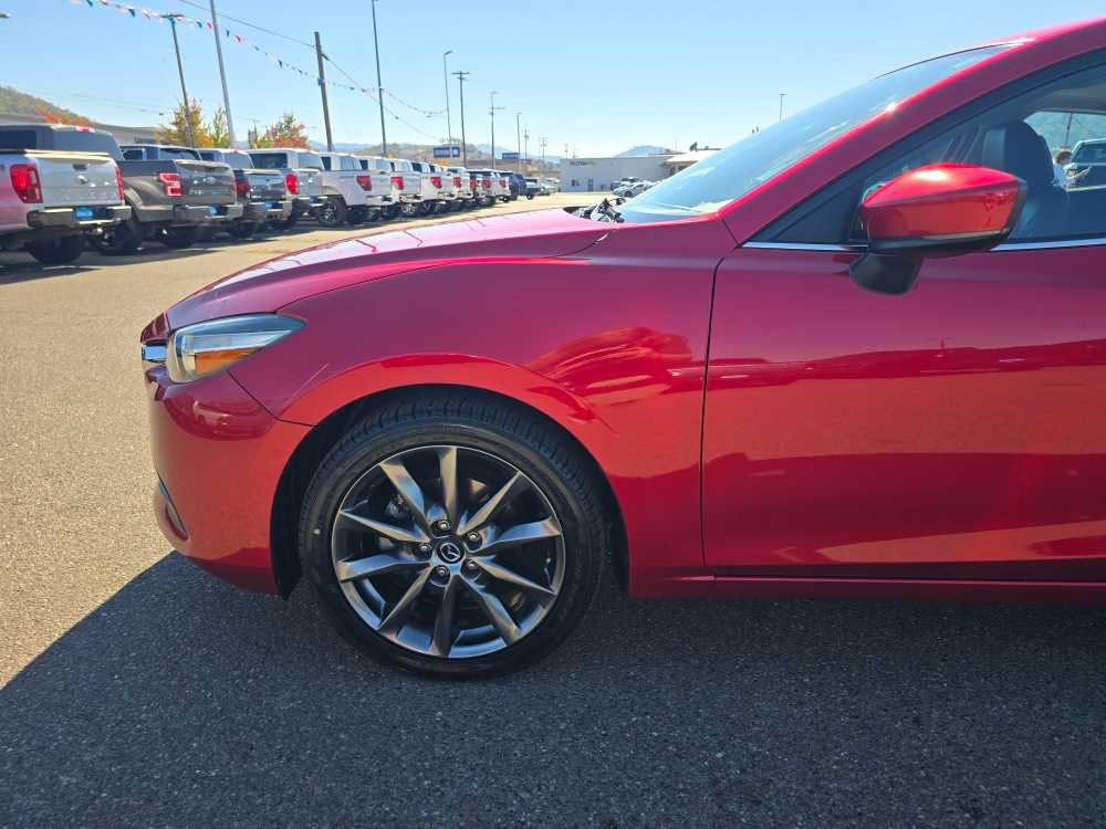 Used 2018 MAZDA MAZDA3 Touring FWD image 18