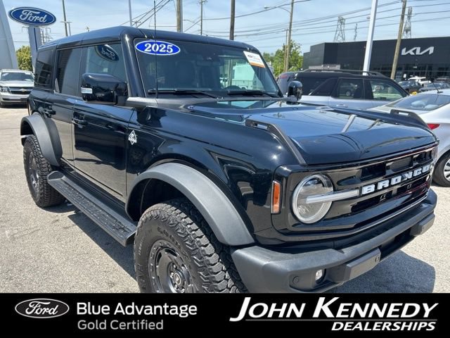 Certified 2025 Ford Bronco Outer Banks w/ Sasquatch Package AWD/4WD image 6