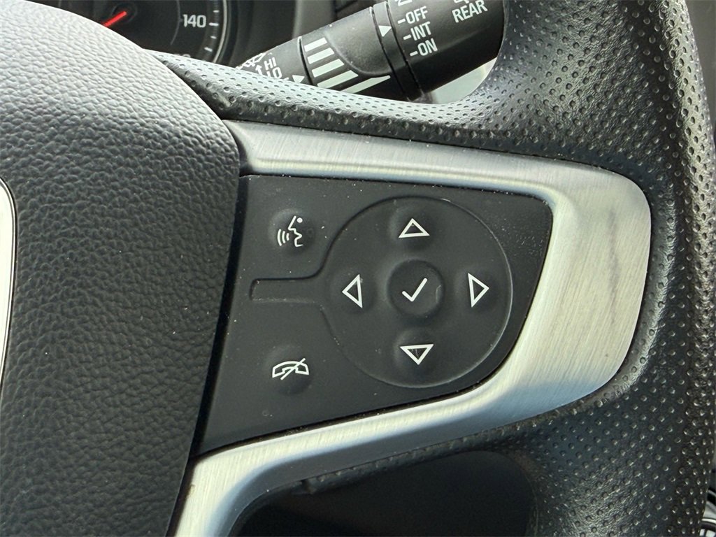 Used 2024 GMC Terrain SLE image 24
