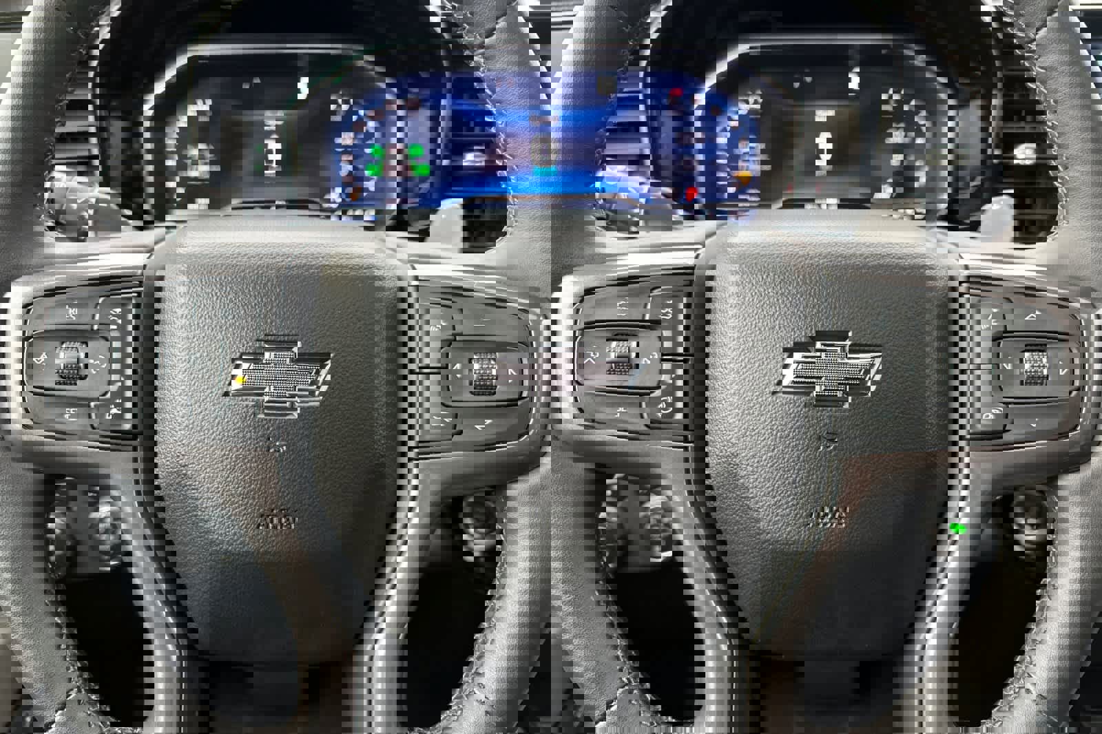 Used 2023 Chevrolet Silverado 1500 ZR2 w/ Technology Package image 23