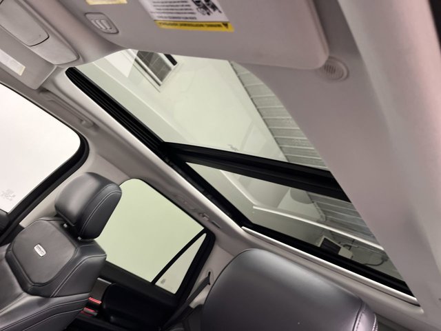 Certified 2025 Ford Expedition Platinum AWD/4WD image 7