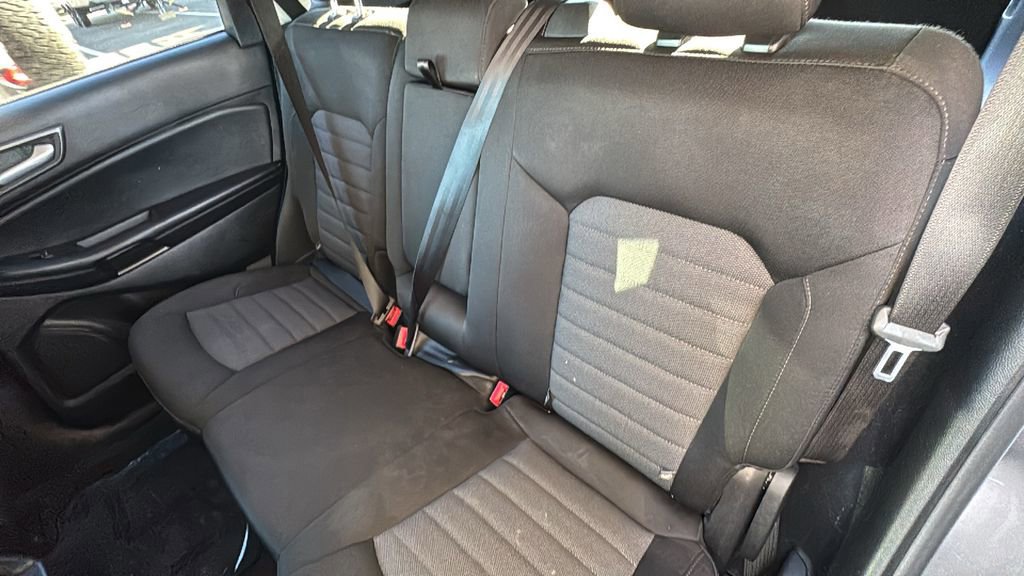 Certified 2022 Ford Edge SE w/ Black Appearance Package AWD/4WD image 23