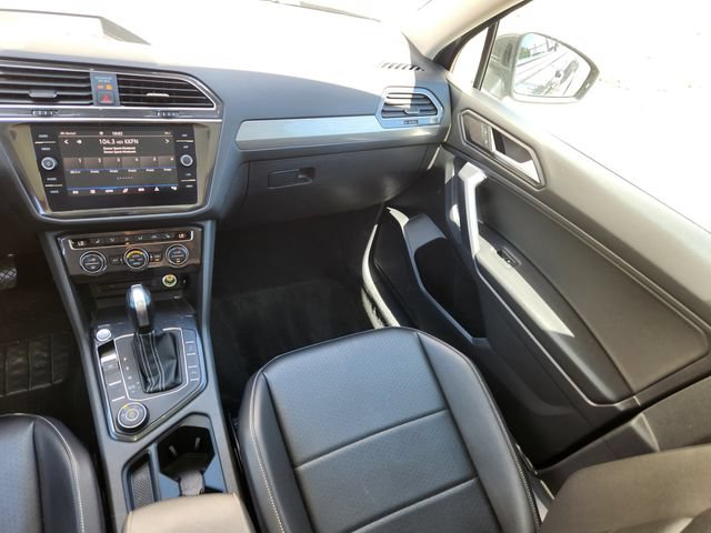 Used 2021 Volkswagen Tiguan SEL w/ 3-Row Tiguan MDO Package AWD/4WD image 15