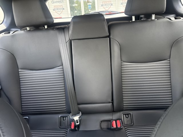 Used 2025 Toyota Corolla Cross AWD Hybrid w/ Convenience Package image 15