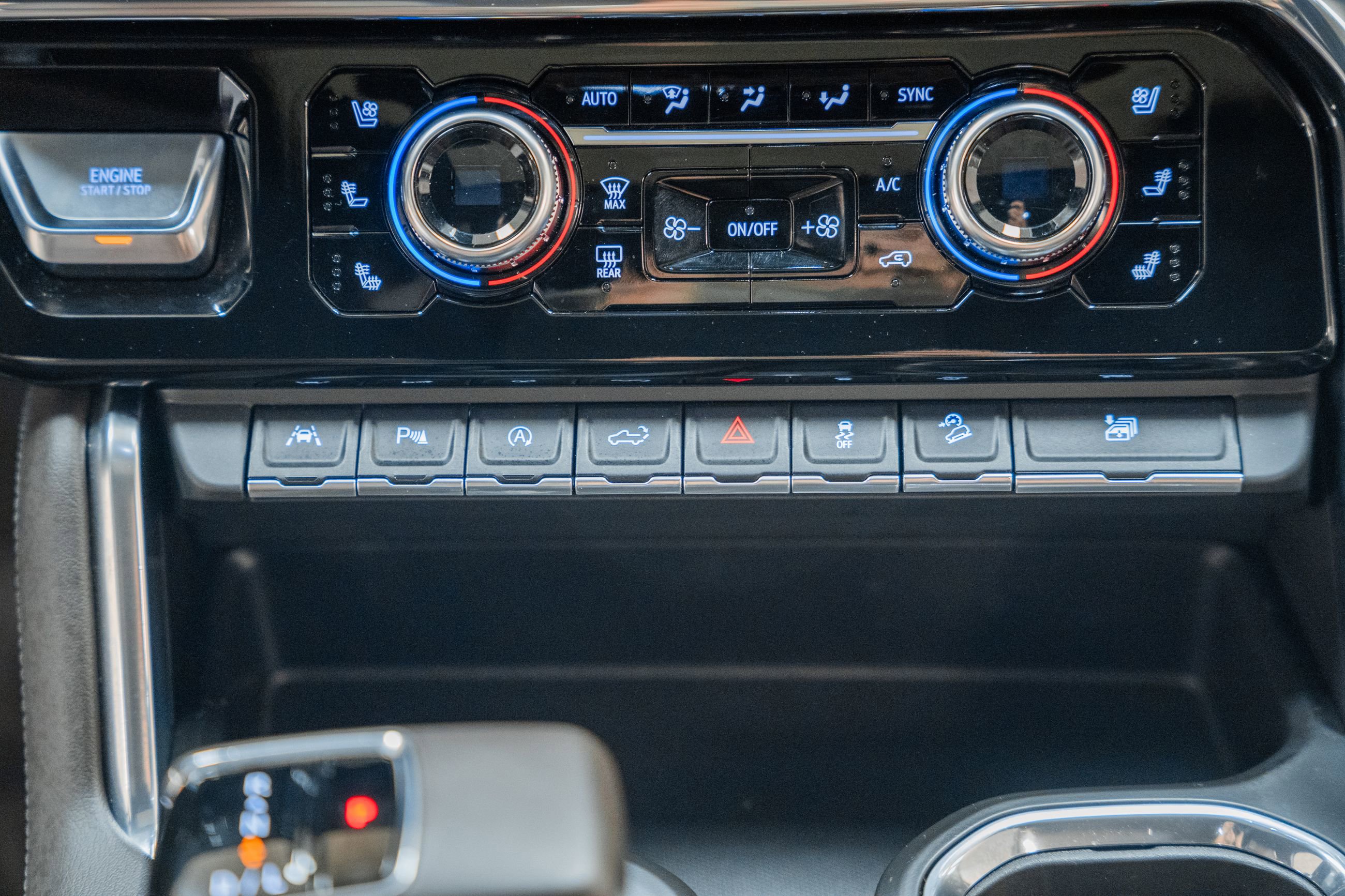 Used 2024 GMC Sierra 1500 Denali w/ Denali Reserve Package image 30