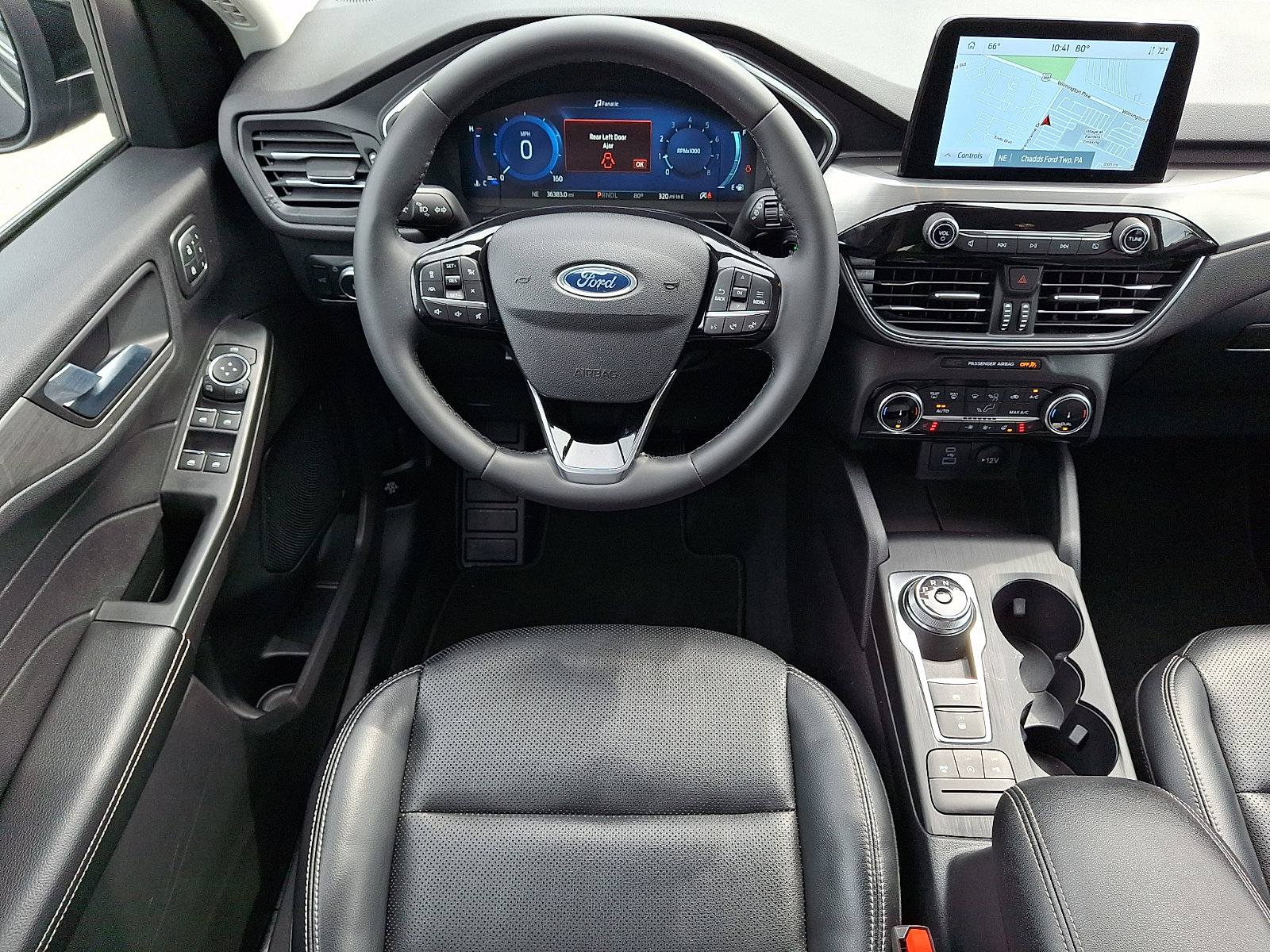 Certified 2022 Ford Escape Titanium AWD/4WD image 14