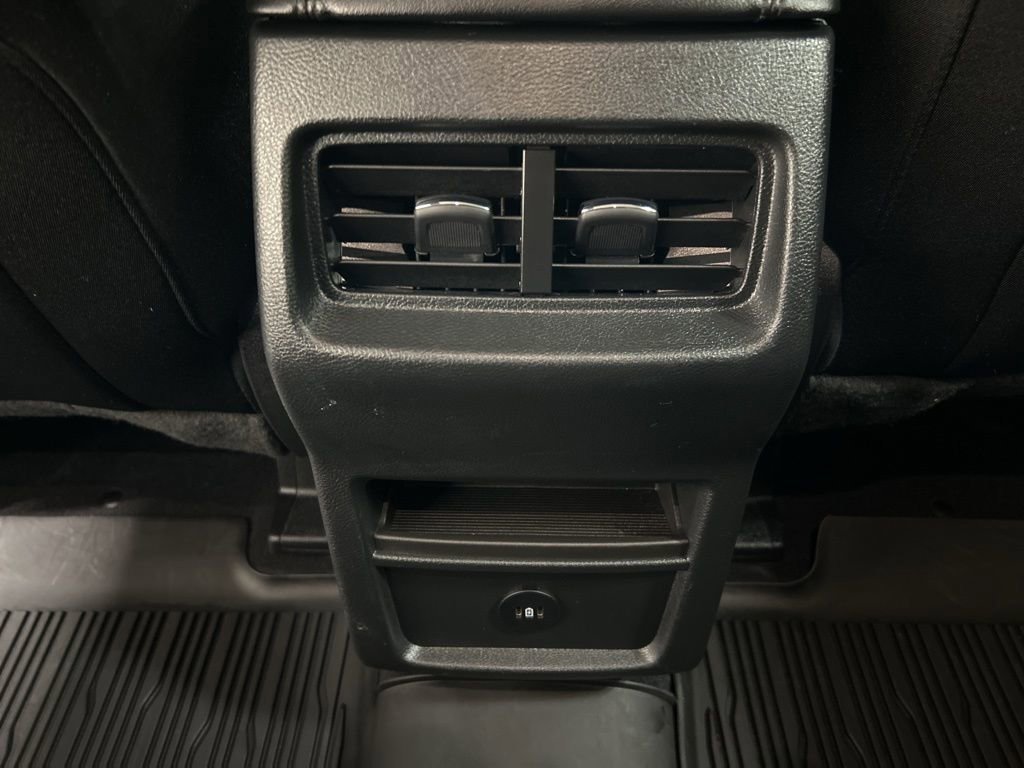 Certified 2024 Ford Edge SE w/ Black Appearance Package AWD/4WD image 25