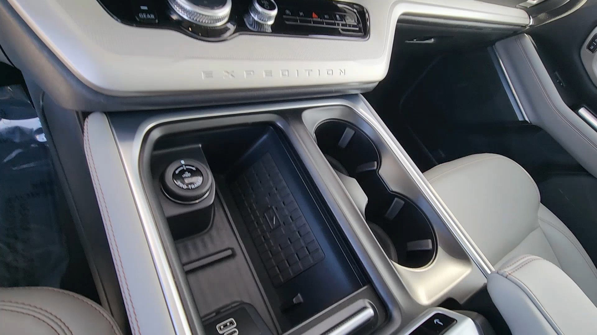 Certified 2025 Ford Expedition Max Active image 38