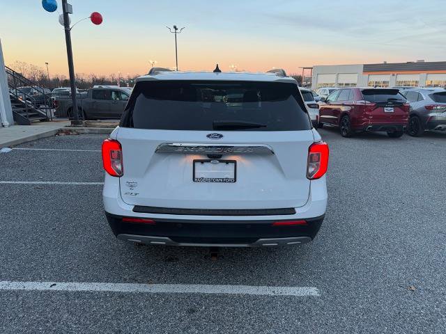 Certified 2021 Ford Explorer XLT w/ Equipment Group 202A image 7