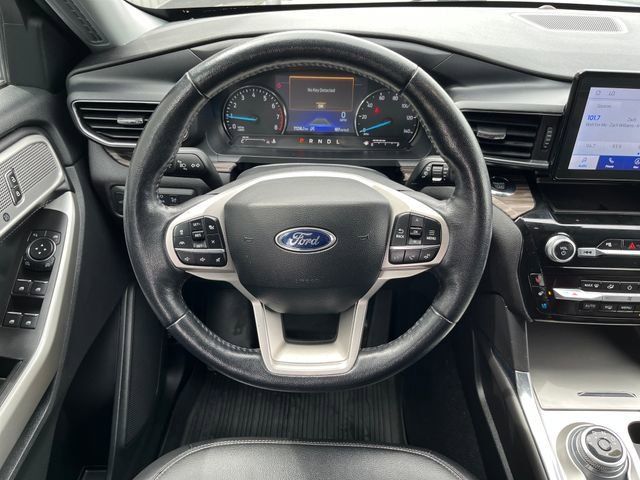 Certified 2022 Ford Explorer Limited AWD/4WD image 18