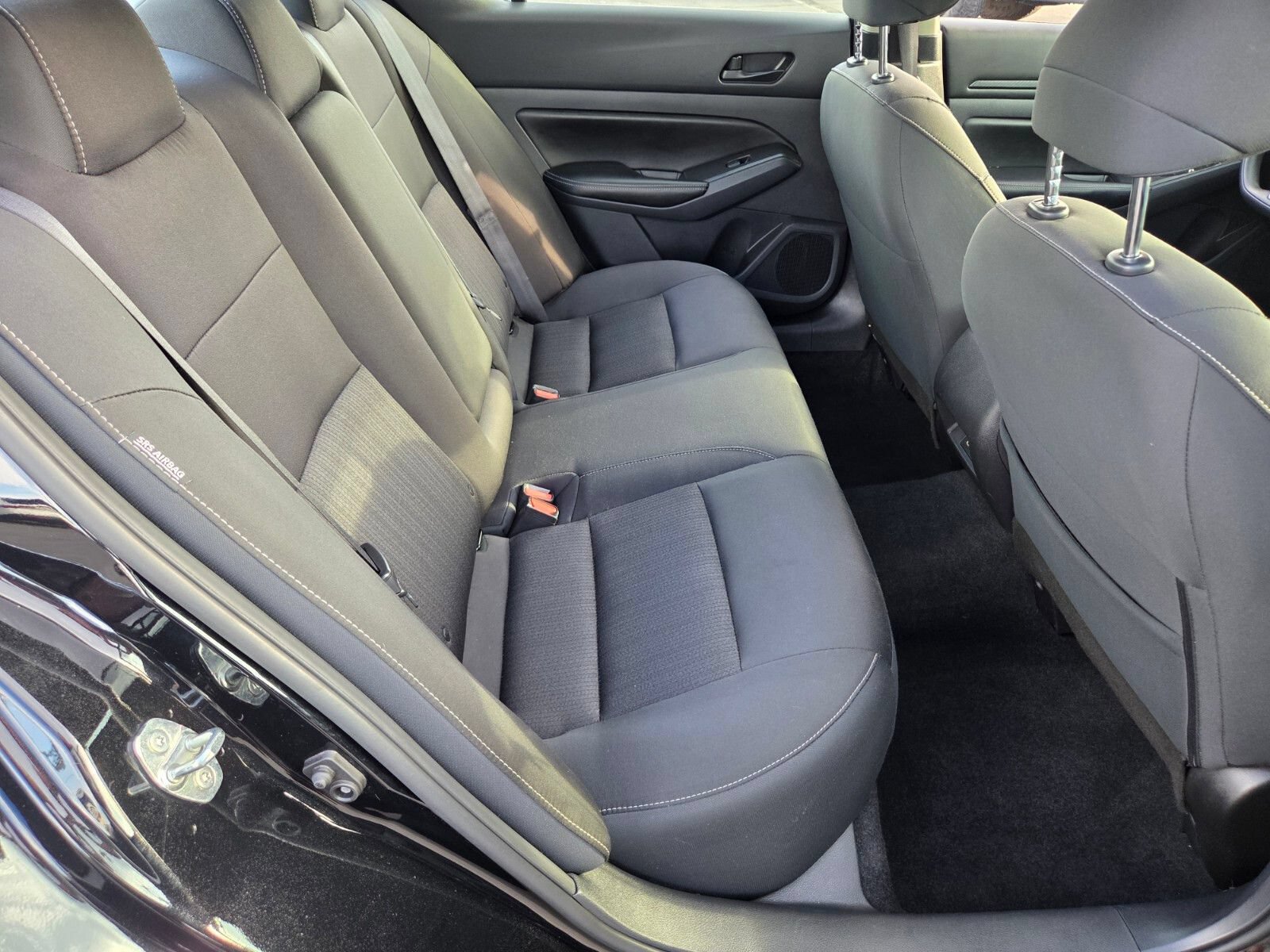 Used 2025 Nissan Altima 2.5 SV FWD image 14