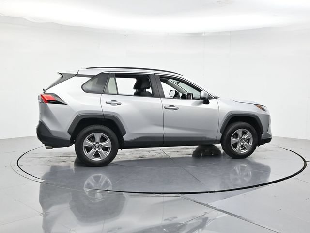 Used 2024 Toyota RAV4 XLE FWD image 2