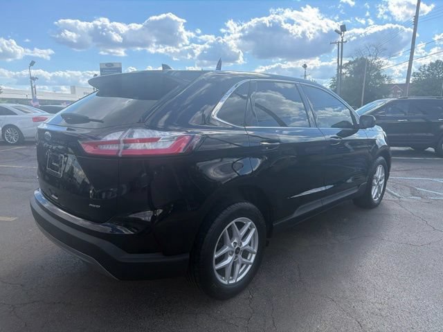 Certified 2024 Ford Edge SEL w/ Convenience Package AWD/4WD image 3
