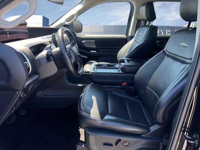 Certified 2025 Ford Expedition Platinum w/ Driver's Package AWD/4WD image 10