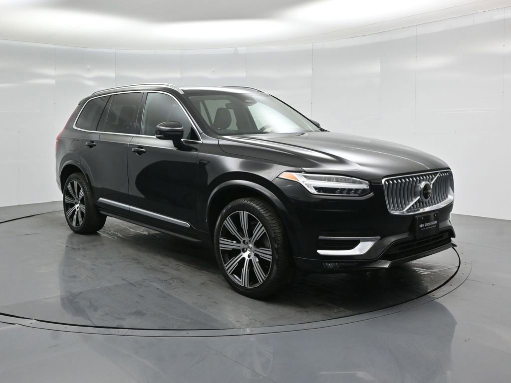 Used 2023 Volvo XC90 B6 Ultimate w/ Protection Package Premier image 7