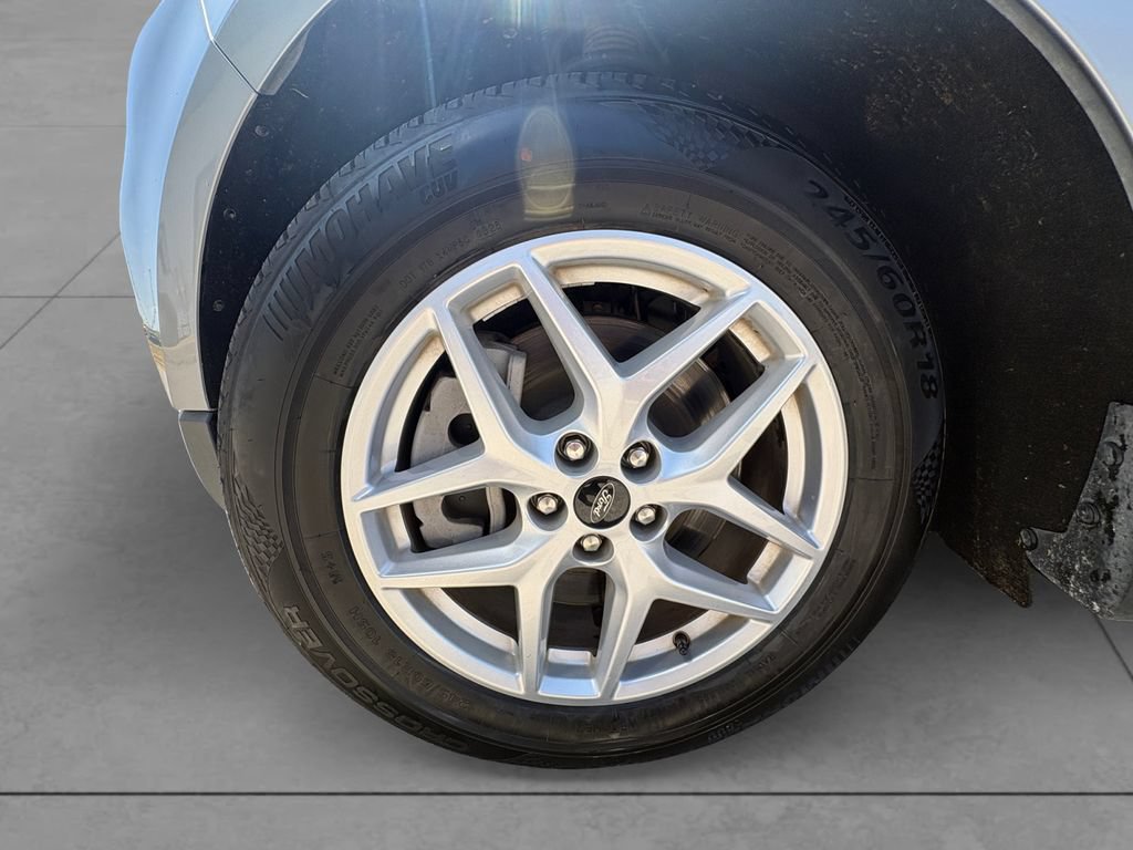 Certified 2023 Ford Edge SEL AWD/4WD image 9