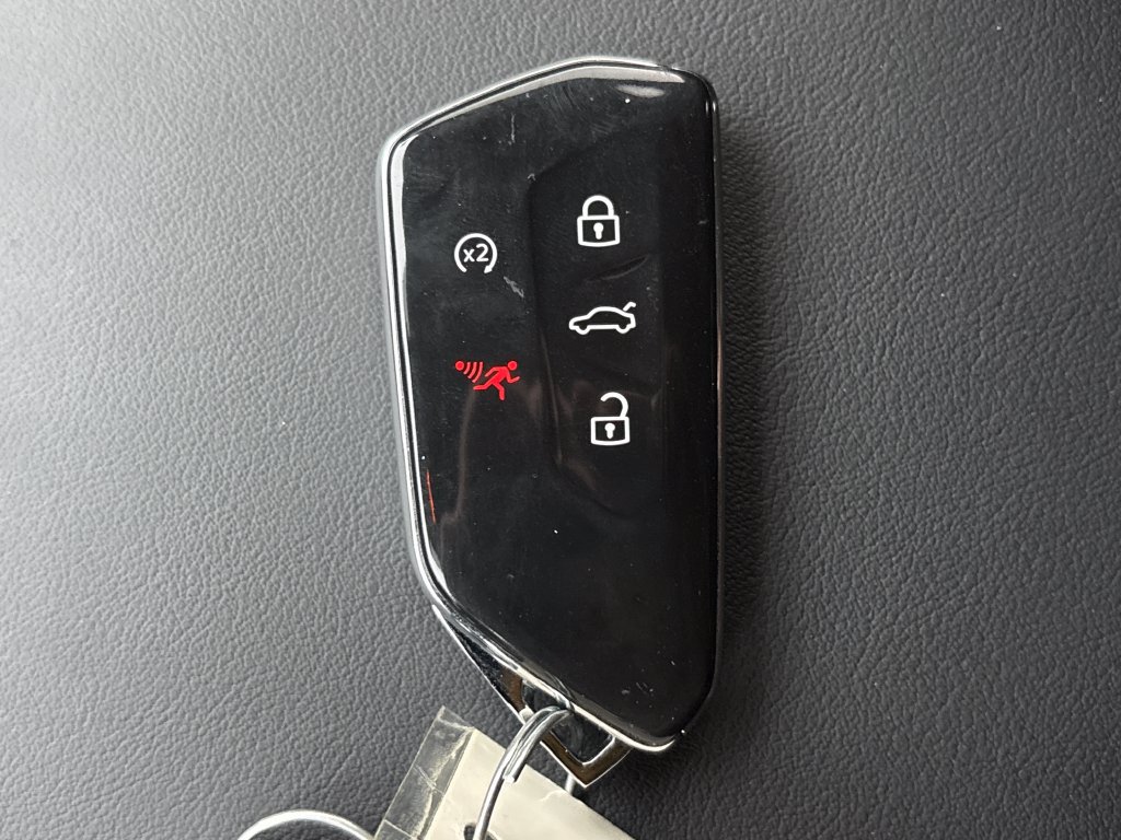 Used 2024 Volkswagen Atlas SE FWD image 31