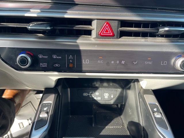 Used 2025 Kia Sorento S w/ Panoramic Sunroof Package FWD image 30