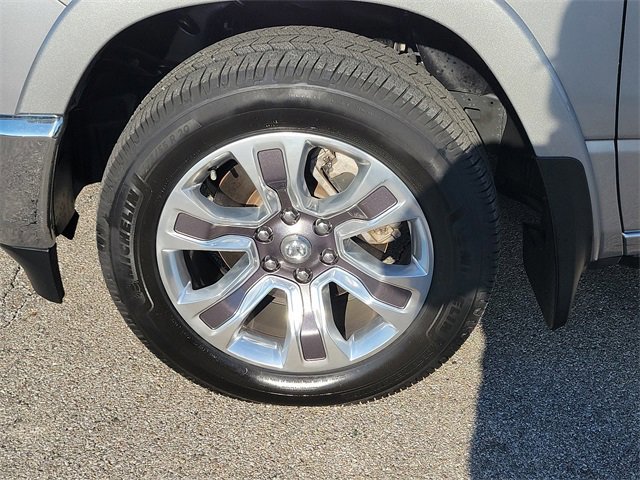 Used 2019 RAM 1500 Limited image 9