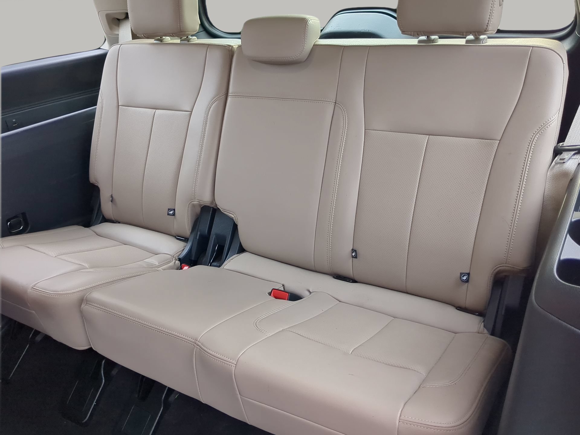 Certified 2023 Ford Expedition XLT RWD image 55