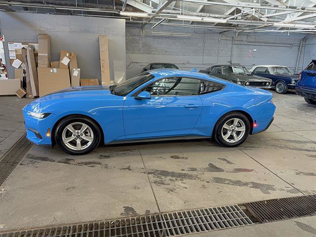 Certified 2024 Ford Mustang Coupe RWD image 3