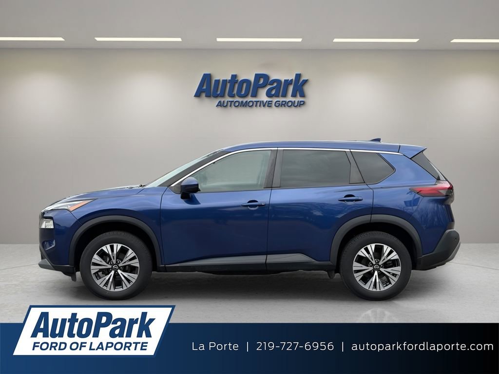 Used 2022 Nissan Rogue SV AWD/4WD image 1