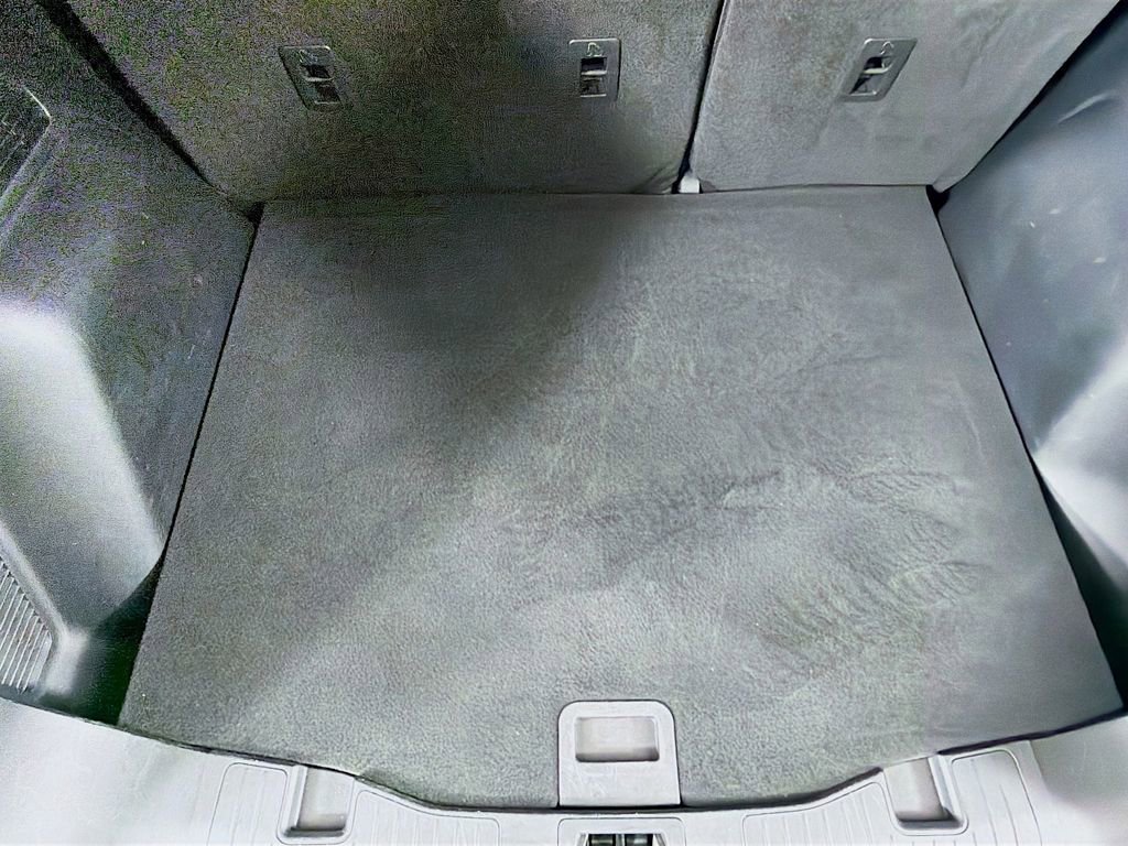 Certified 2025 Ford Escape ST-Line w/ Equipment Group 301A FWD image 15