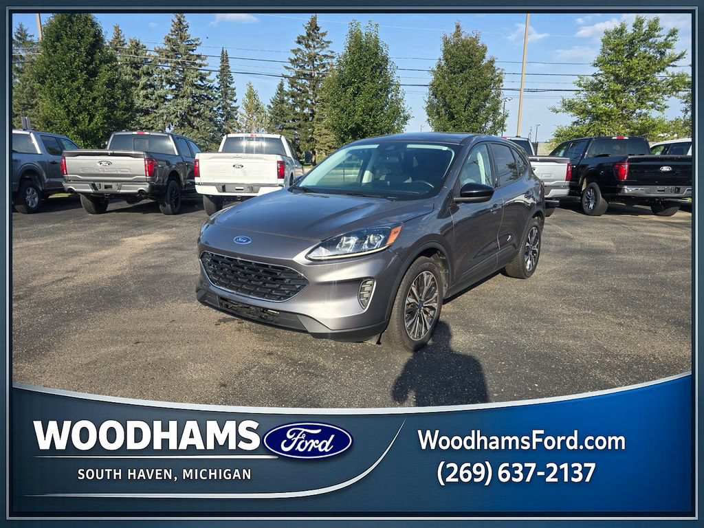 Certified 2021 Ford Escape SE w/ SE Sport Appearance Package AWD/4WD image 1