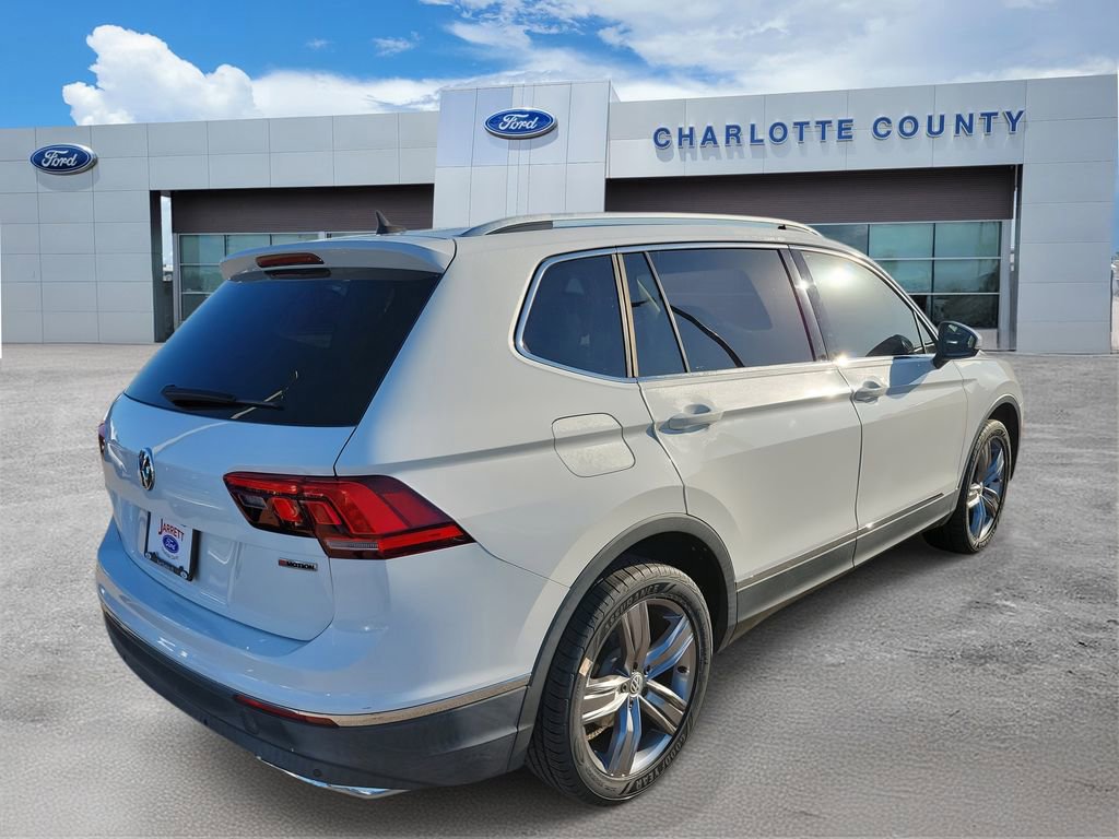 Used 2019 Volkswagen Tiguan SEL Premium image 2