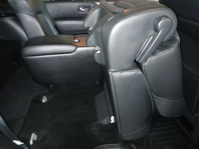 Used 2024 Nissan Armada SL w/ Captain's Chairs Package image 46