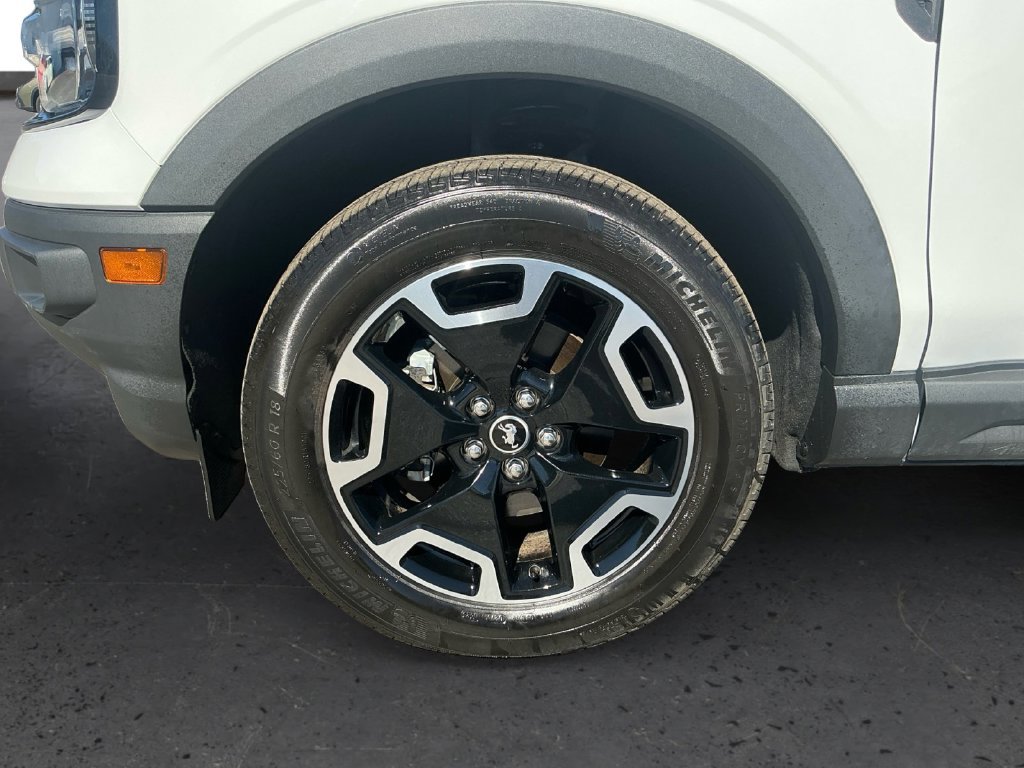Certified 2023 Ford Bronco Sport Outer Banks w/ Tech Package AWD/4WD image 13