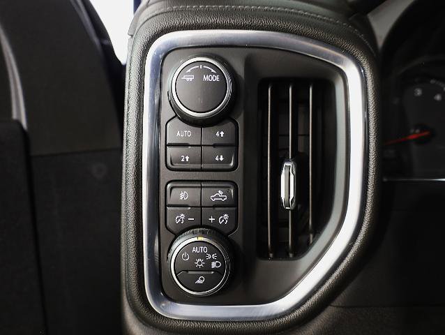 Used 2022 Chevrolet Silverado 3500 LTZ w/ LTZ Convenience Package image 19