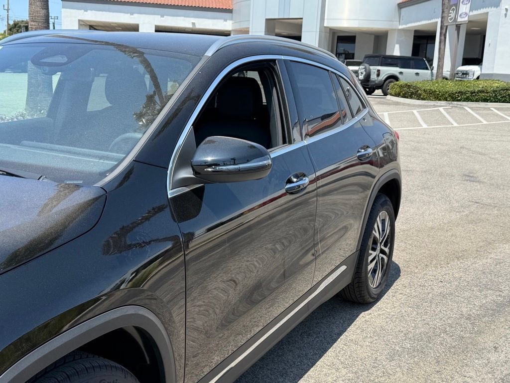 Used 2025 Mercedes-Benz GLA 250 image 9