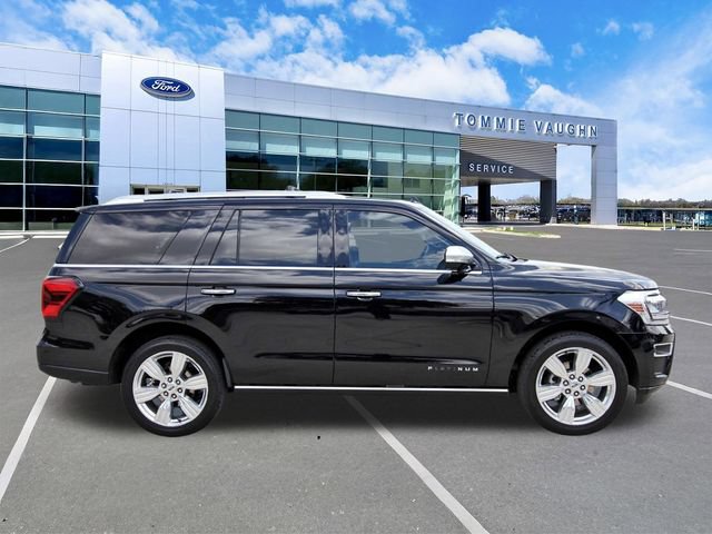 Certified 2023 Ford Expedition Platinum RWD image 5