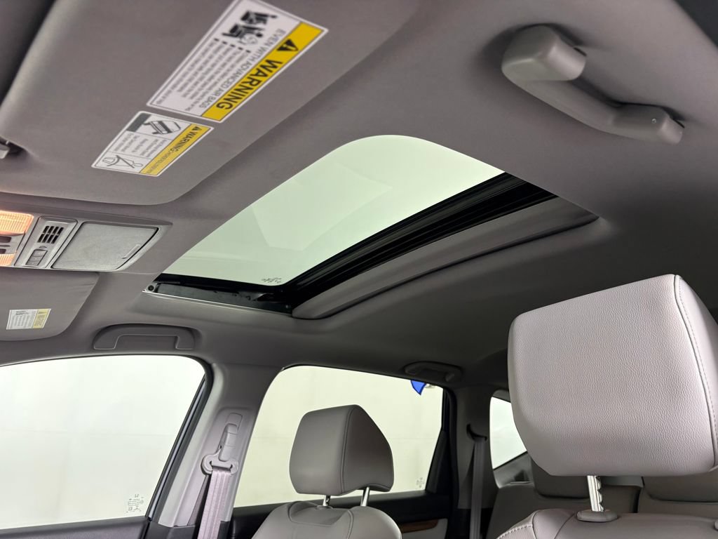 Used 2022 Honda CR-V Touring image 26