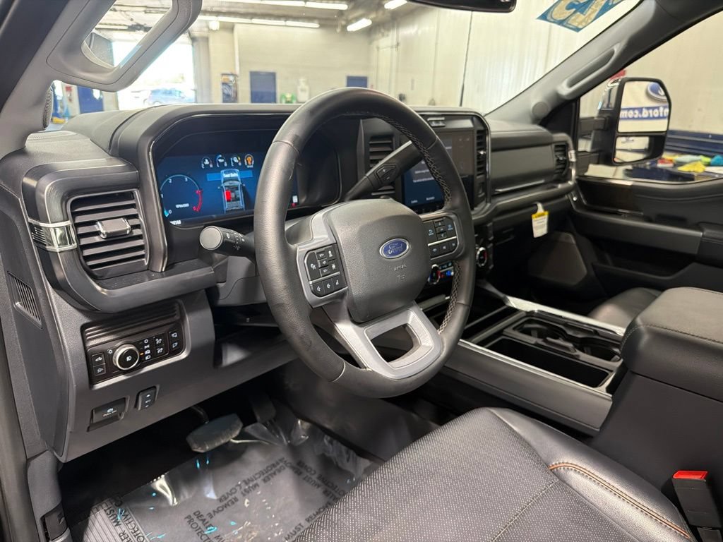 Certified 2025 Ford F350 Lariat w/ Lariat Ultimate Package AWD/4WD image 18