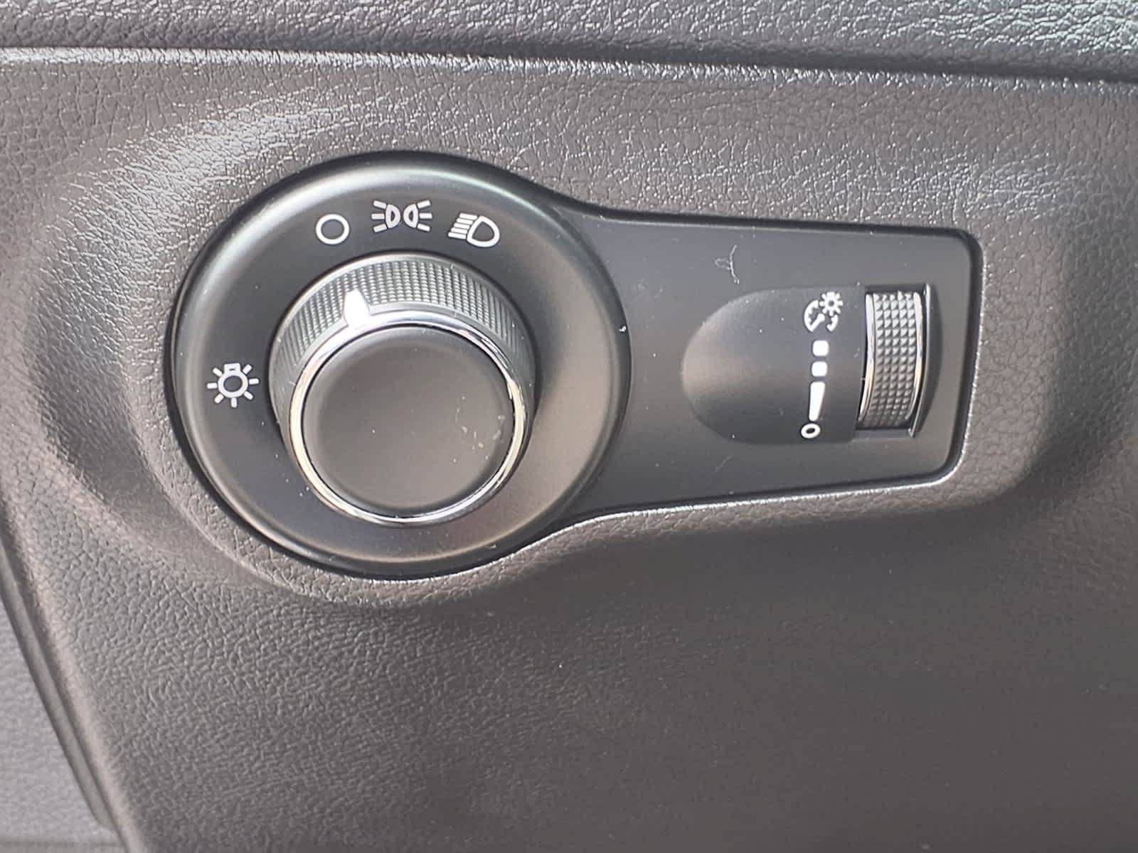 Used 2020 Jeep Compass Sport AWD/4WD image 16
