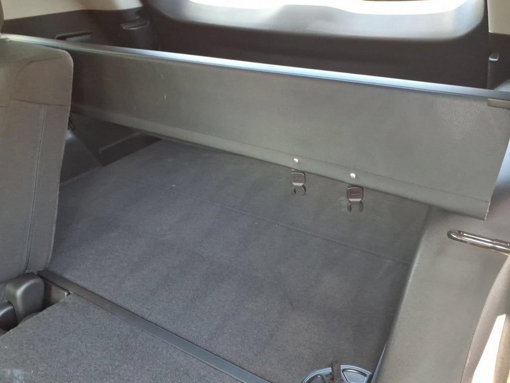 Used 2019 GMC Terrain SLE w/ Driver Convenience Package FWD image 15