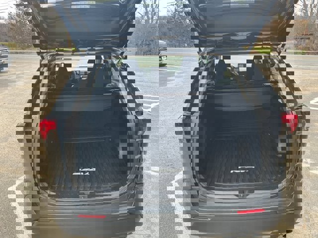 Used 2020 Toyota RAV4 LE w/ All Weather Liner Package AWD/4WD image 31