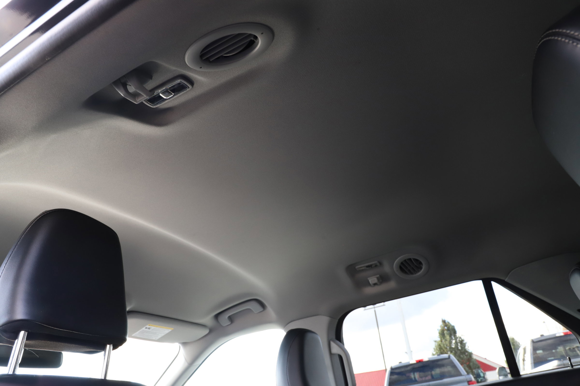 Certified 2023 Ford Explorer XLT w/ Equipment Group 202A image 21