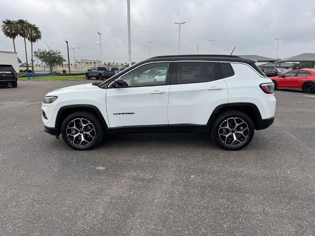 Used 2025 Jeep Compass Limited AWD/4WD image 7